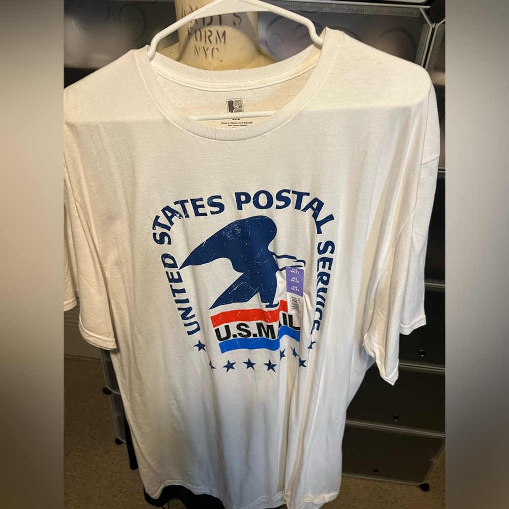 Usps Nwt tee size 2X